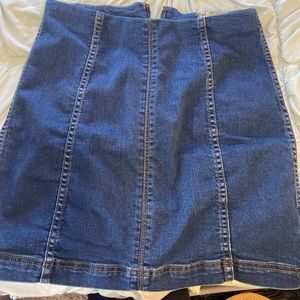 Free people skirt - fits like a size 6